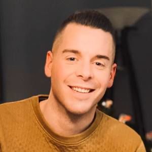 Meet your Posher, Eric